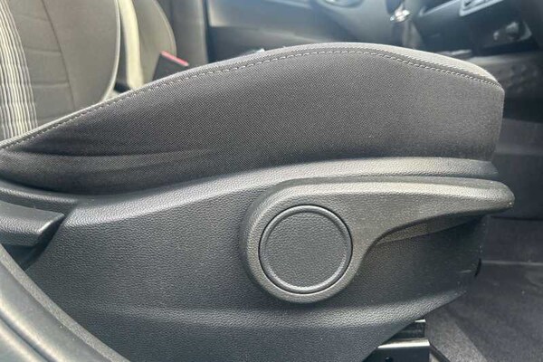 Used Hyundai i10 2023 for sale - 76155211: Photo 26