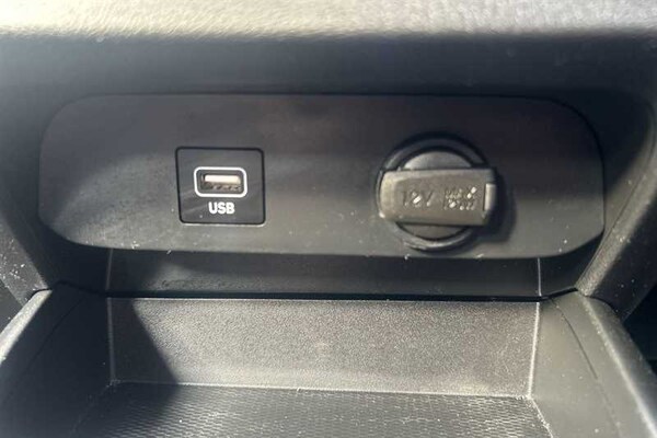 Used Hyundai i10 2023 for sale - 76155211: Photo 39