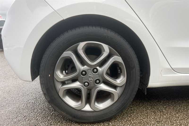 Used Hyundai i20 2020 for sale - 77843156: Photo 9