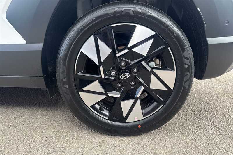 Used Hyundai KONA 2025 for sale - 76529766: Photo 11