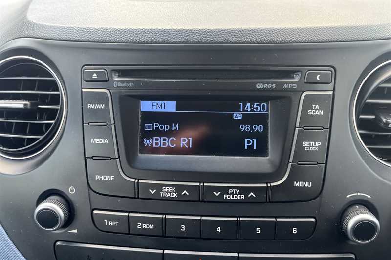 Used Hyundai i10 2014 for sale - 76490083: Photo 17