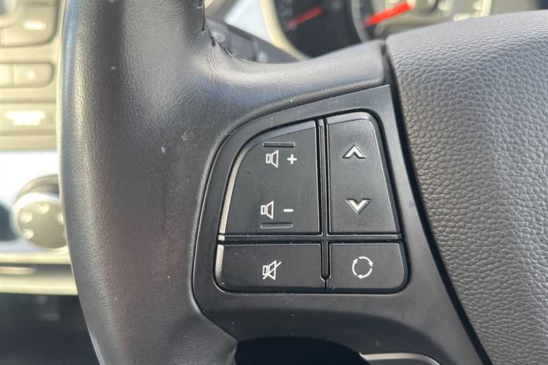 Used Hyundai i10 2014 for sale - 76490083: Photo 21