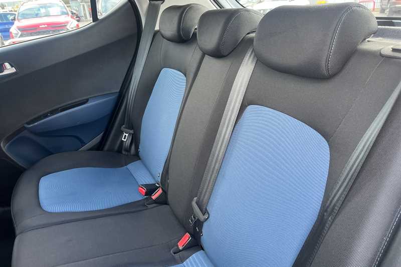 Used Hyundai i10 2014 for sale - 76490083: Photo 24