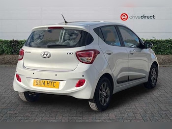 Used Hyundai i10 2014 for sale - 76490083: Photo