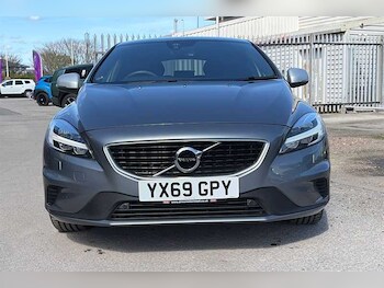 Used Volvo V40 2019 for sale - 78142627: Photo