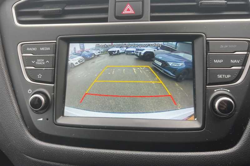 Used Hyundai i20 2020 for sale - 77772613: Photo 19