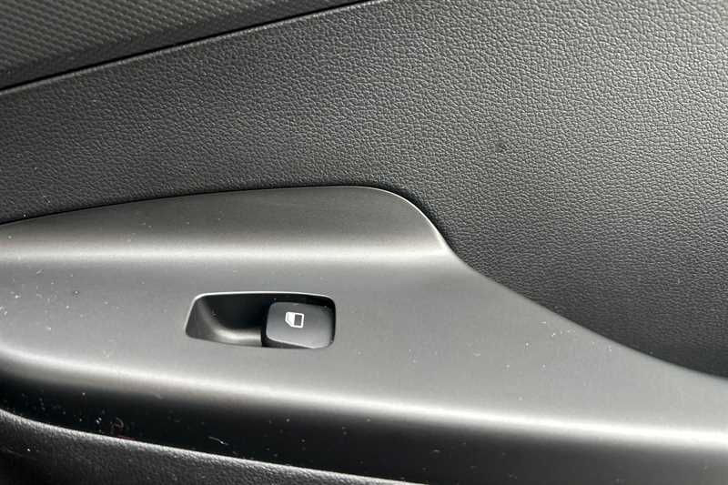 Used Hyundai KONA 2021 for sale - 76858106: Photo 38