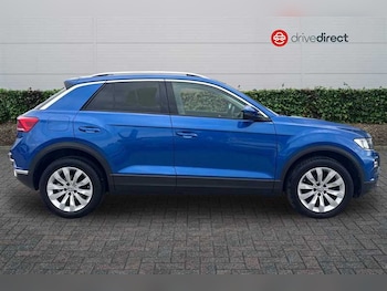 Used Volkswagen T-Roc 2019 for sale - 75819282: Photo