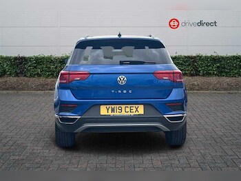 Used Volkswagen T-Roc 2019 for sale - 75819282: Photo