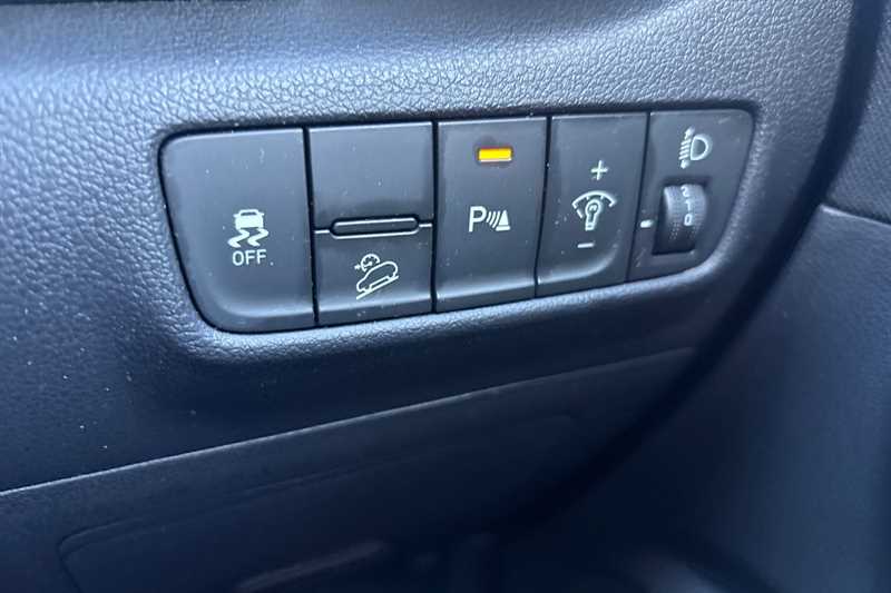 Used Hyundai KONA 2022 for sale - 76517395: Photo 40