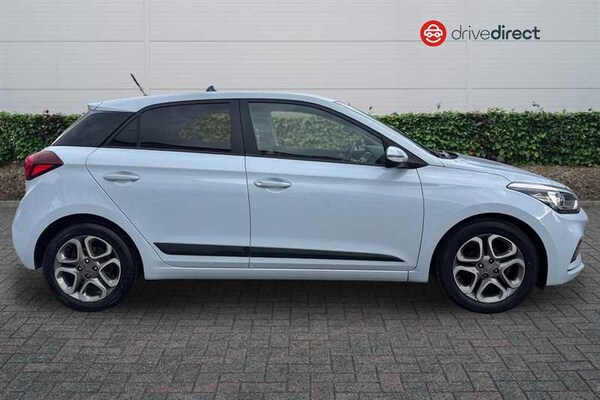Used Hyundai i20 2019 for sale - 76088187: Photo 2