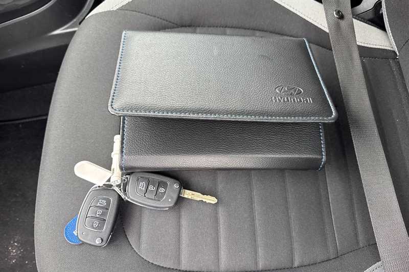 Used Hyundai i10 2023 for sale - 78189265: Photo 36