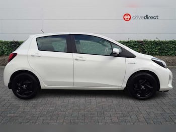 Used Toyota Yaris 2015 for sale - 79729617: Photo