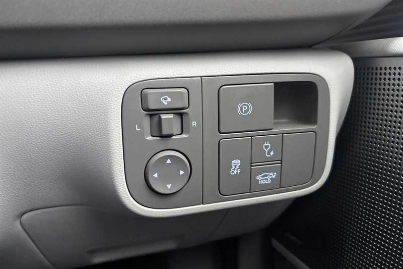 Used Hyundai IONIQ 6 2025 for sale - 78076315: Photo 38