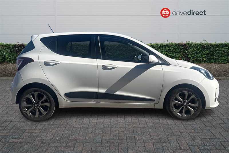 Used Hyundai i10 2018 for sale - 78217265: Photo 2
