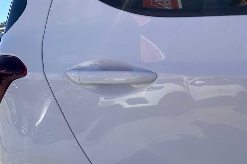 Used Hyundai i10 2018 for sale - 78217265: Photo 33