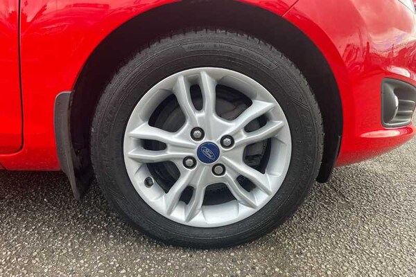 Used Ford Fiesta 2015 for sale - 76004573: Photo 11