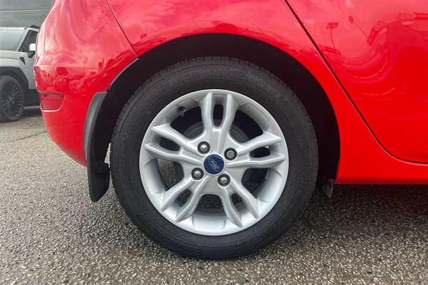 Used Ford Fiesta 2015 for sale - 76004573: Photo 12