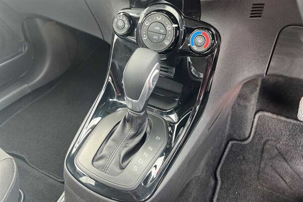 Used Ford Fiesta 2015 for sale - 76004573: Photo 14