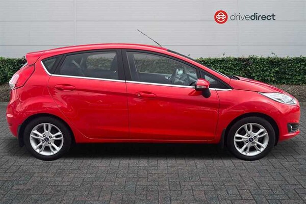 Used Ford Fiesta 2015 for sale - 76004573: Photo 2