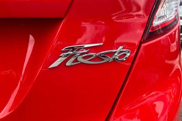Used Ford Fiesta 2015 for sale - 76004573: Photo 30