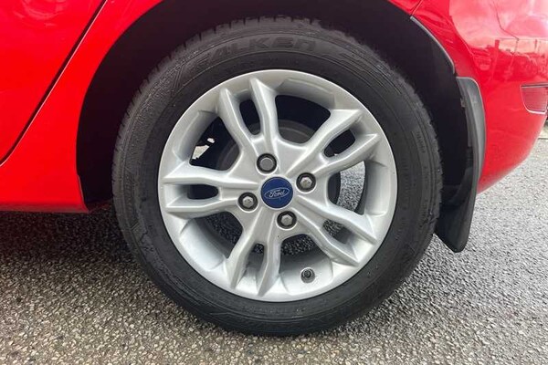 Used Ford Fiesta 2015 for sale - 76004573: Photo 9