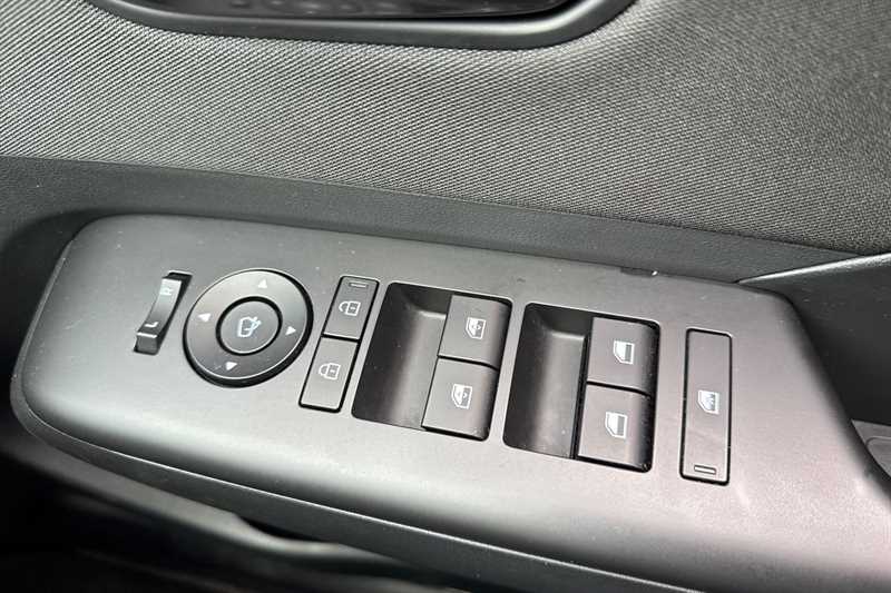 Used Hyundai KONA 2025 for sale - 76529616: Photo 16