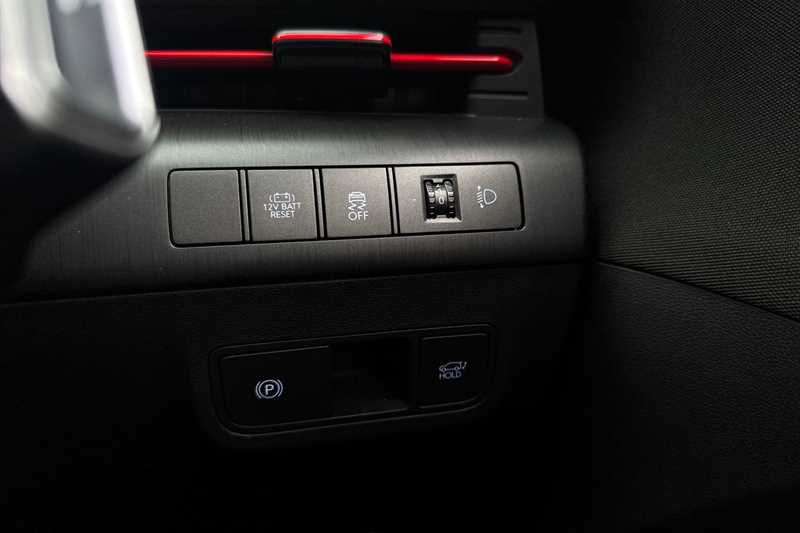 Used Hyundai KONA 2025 for sale - 76529616: Photo 38