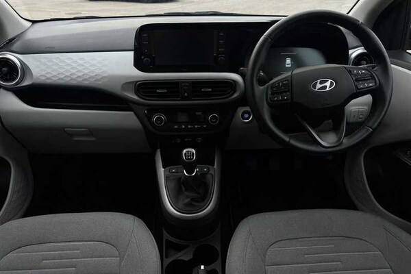 Used Hyundai i10 2023 for sale - 76140715: Photo 13