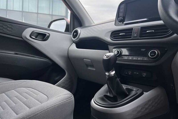 Used Hyundai i10 2023 for sale - 76140715: Photo 14