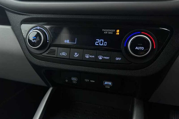 Used Hyundai i10 2023 for sale - 76140715: Photo 15