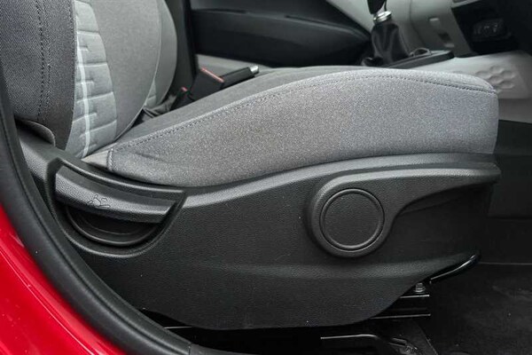 Used Hyundai i10 2023 for sale - 76140715: Photo 26