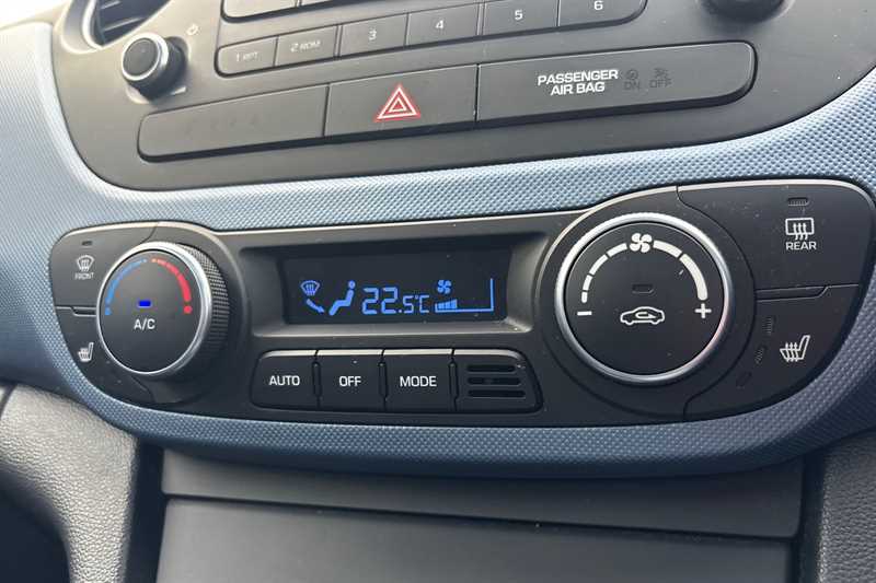 Used Hyundai i10 2016 for sale - 76448905: Photo 15