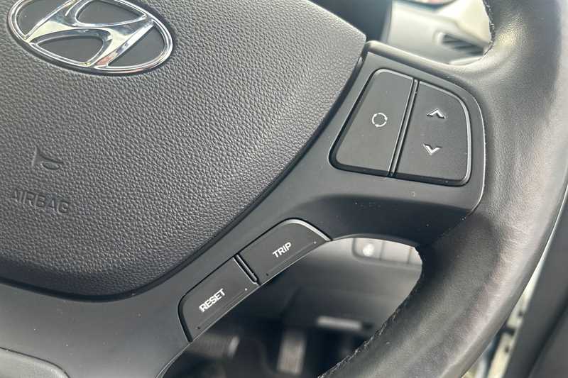 Used Hyundai i10 for sale - 76755786: Photo 22