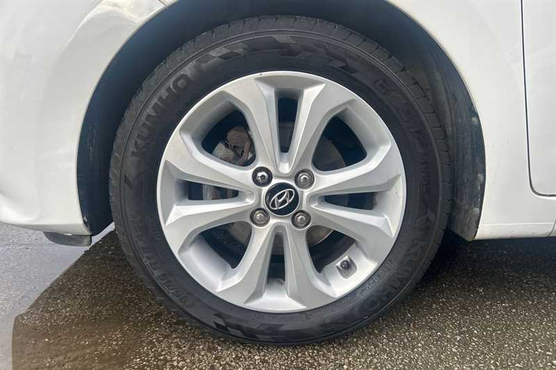 Used Hyundai i10 for sale - 76755786: Photo 9