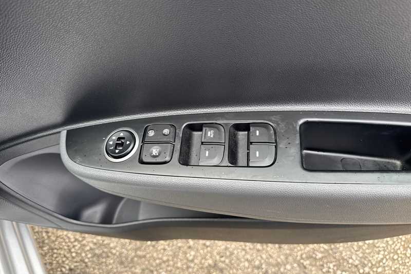 Used Hyundai i10 2019 for sale - 78050373: Photo 16