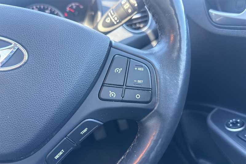 Used Hyundai i10 2018 for sale - 78188992: Photo 22