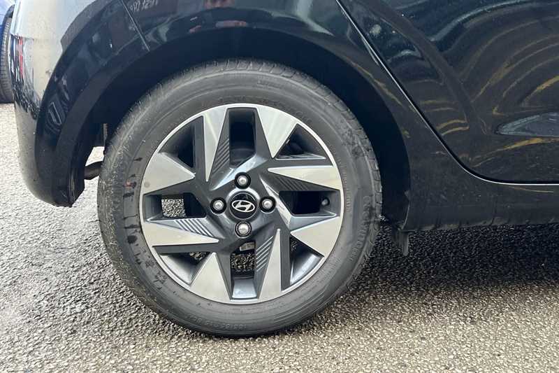 Used Hyundai i10 2023 for sale - 77295114: Photo 11