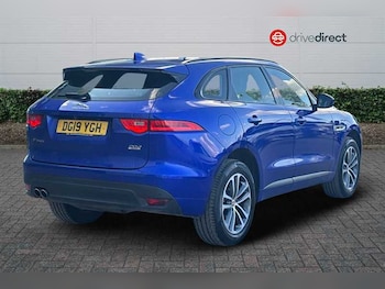 Used Jaguar F-Pace 2019 for sale - 75405618: Photo