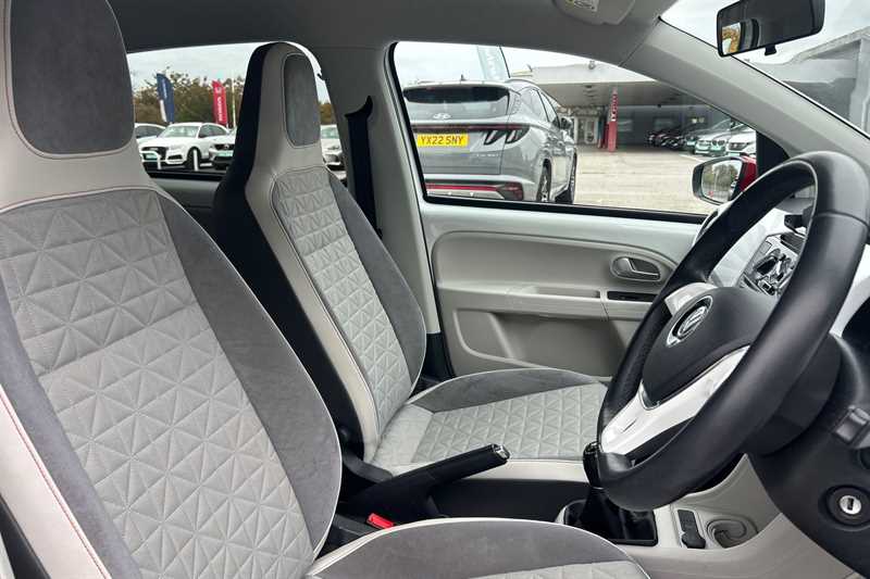 Used Volkswagen up! 2020 for sale - 76249166: Photo 23