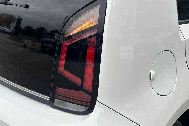 Used Volkswagen up! 2020 for sale - 76249166: Photo 32