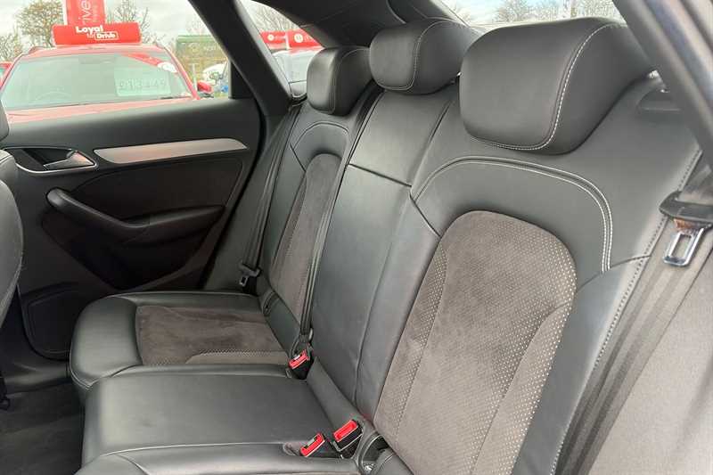 Used Audi Q3 2016 for sale - 77900532: Photo 24