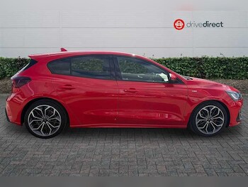 Used Ford Focus 2022 for sale - 77863875: Photo