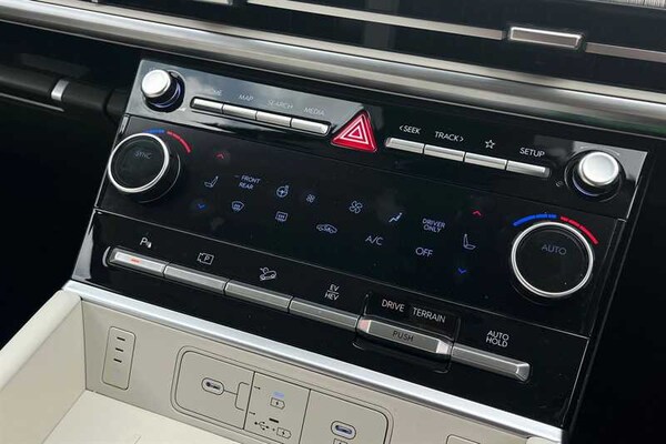 Used Hyundai Santa Fe 2024 for sale - 74658216: Photo 15