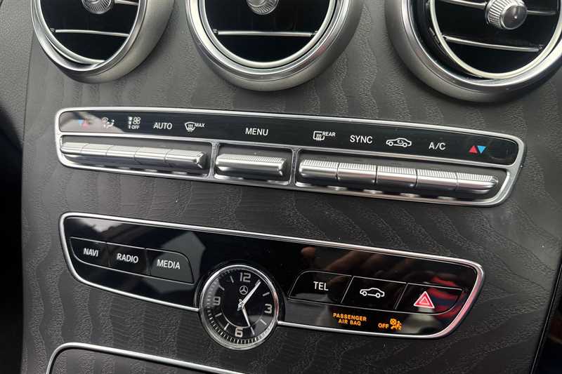 Used Mercedes-Benz C Class 2020 for sale - 76944795: Photo 15