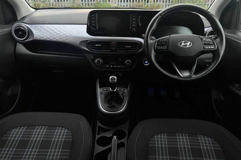 Used Hyundai i10 2023 for sale - 76530516: Photo 13