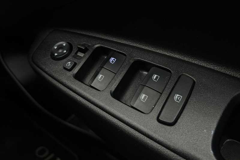 Used Hyundai i10 2023 for sale - 76530516: Photo 16