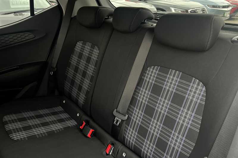 Used Hyundai i10 2023 for sale - 76530516: Photo 24