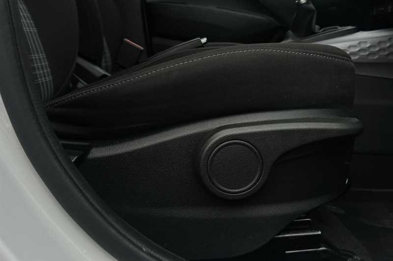 Used Hyundai i10 2023 for sale - 76530516: Photo 26