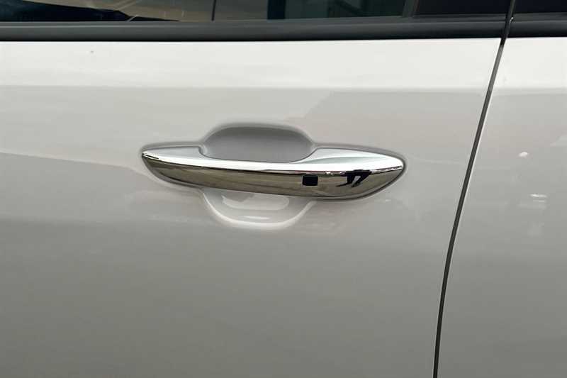 Used Hyundai i10 2023 for sale - 76530516: Photo 33